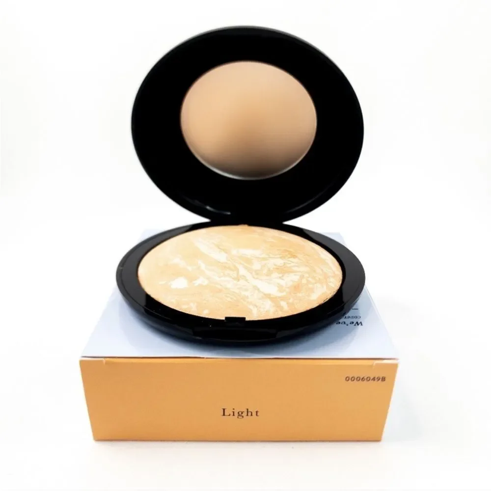 NIB Laura Geller Baked Balance-n-Brighten Color Correcting Foundation Porcelain
